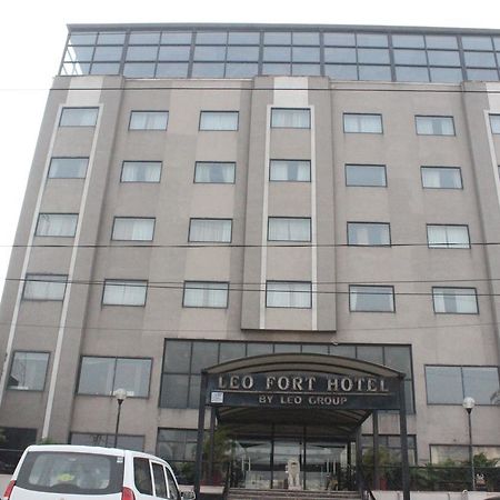 Leo Fort Hotel Jalandhar Extérieur photo