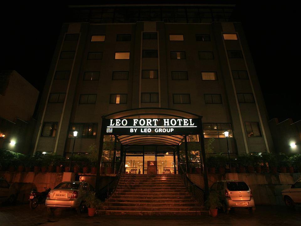 Leo Fort Hotel Jalandhar Extérieur photo